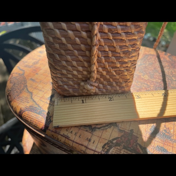 Charming Helen Kaminski Raffia Basket Purse - Picture 11 of 14